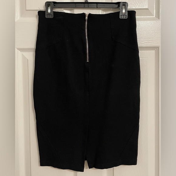 Black Pencil Skirt - Picture 4 of 4
